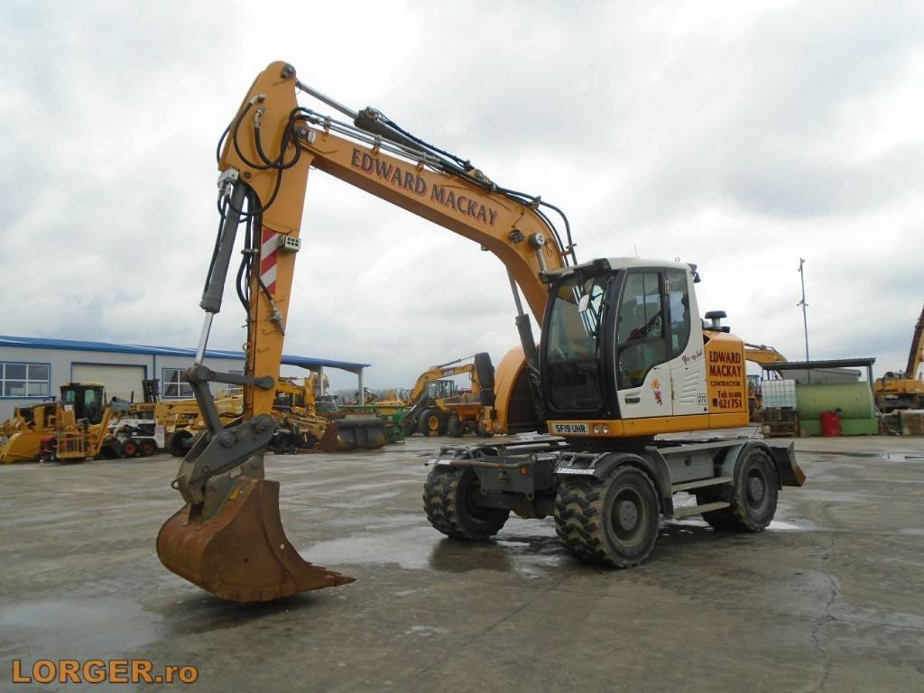 Liebherr A 914 - Pelle sur pneus: photos 1 Liebherr A 914 - Pelle sur pneus: photos 1