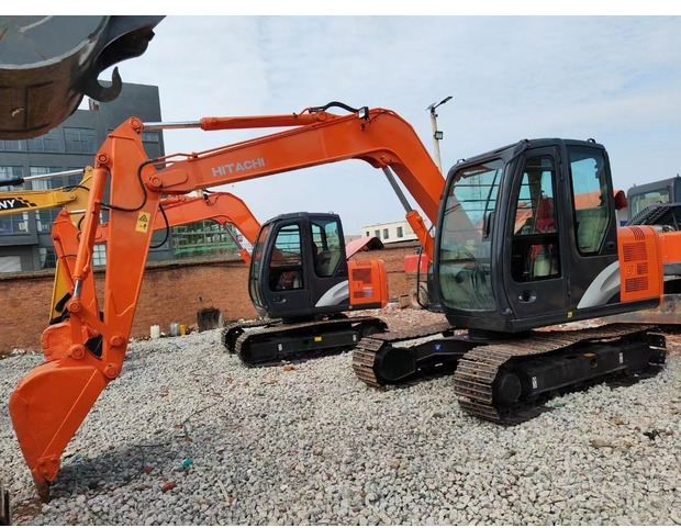 2020 Hitachi ZX70 - Pelle sur chenille: photos 1 2020 Hitachi ZX70 - Pelle sur chenille: photos 1