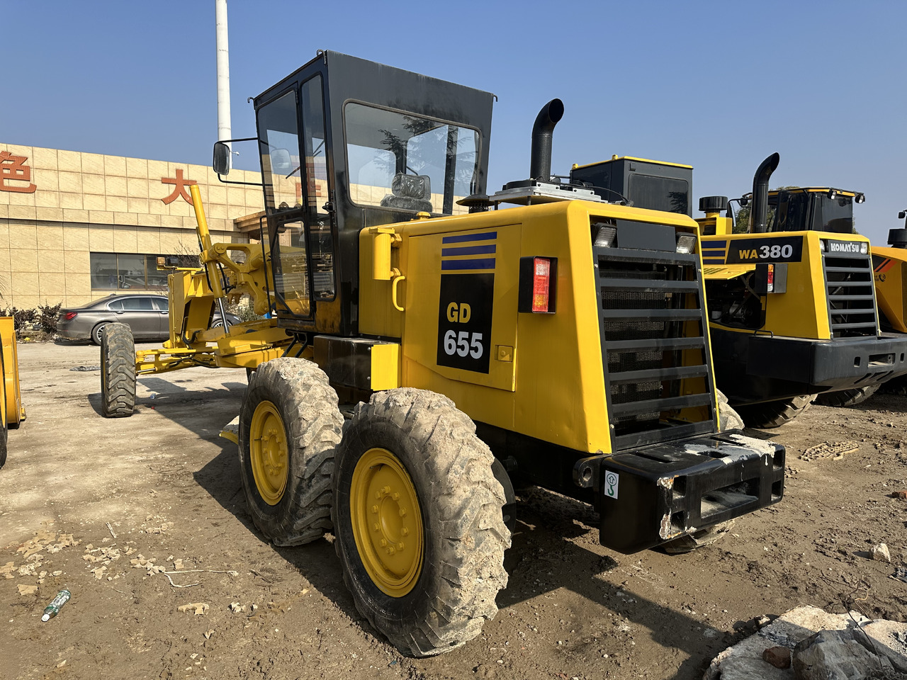 KOMATSU GD655 - Niveleuse: photos 3 KOMATSU GD655 - Niveleuse: photos 3