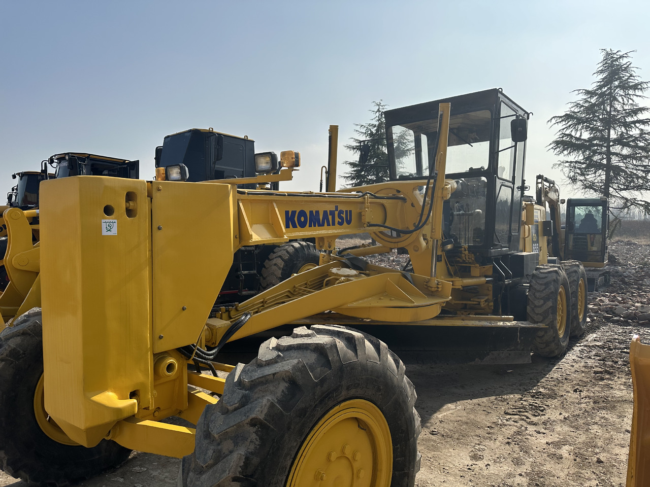 KOMATSU GD655 - Niveleuse: photos 2 KOMATSU GD655 - Niveleuse: photos 2
