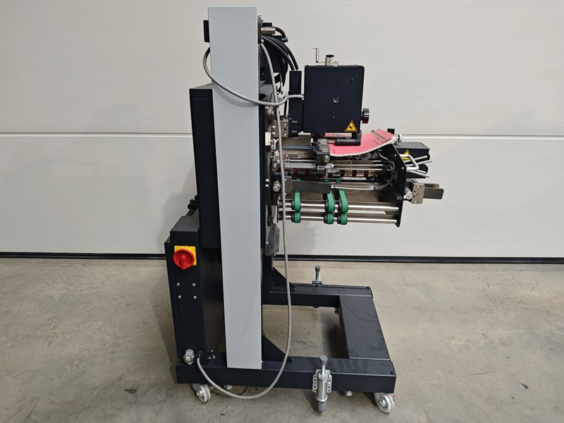 Horizon MKU-38 - Plieuse de bureau: photos 1 Horizon MKU-38 - Plieuse de bureau: photos 1