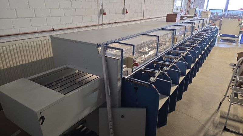 MKW 50 / RAPID SFT 350 | 30 / RAPID UT16 / B3 / GS | 59 / RAPID T 20 - TZ 21 | 2013 - Plieuse-agrafeuse: photos 3 MKW 50 / RAPID SFT 350 | 30 / RAPID UT16 / B3 / GS | 59 / RAPID T 20 - TZ 21 | 2013 - Plieuse-agrafeuse: photos 3