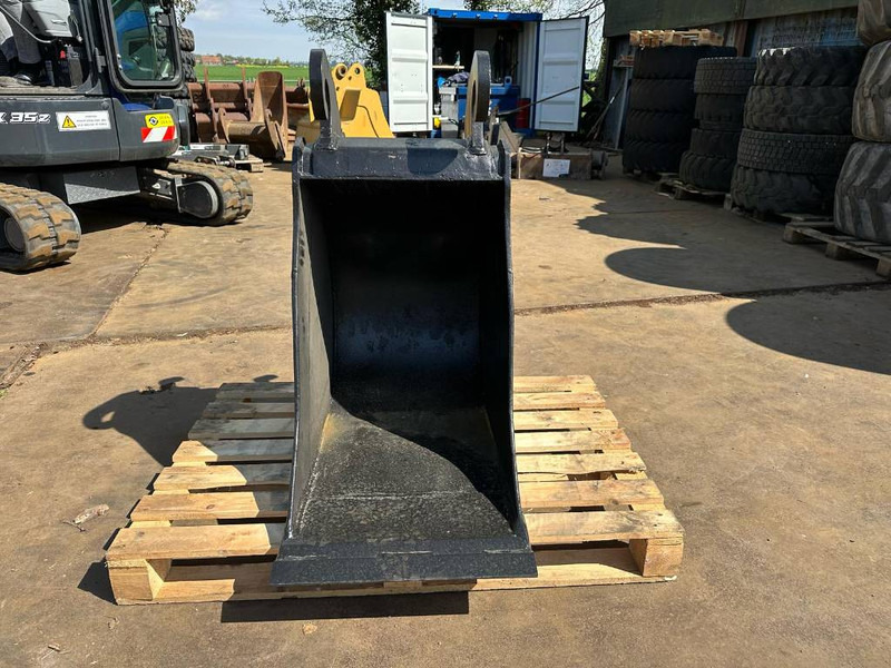3x CW10 dieplepel / tieflöffel / bucket 50, 60 - Godet pour Engins de chantier: photos 3 3x CW10 dieplepel / tieflöffel / bucket 50, 60 - Godet pour Engins de chantier: photos 3