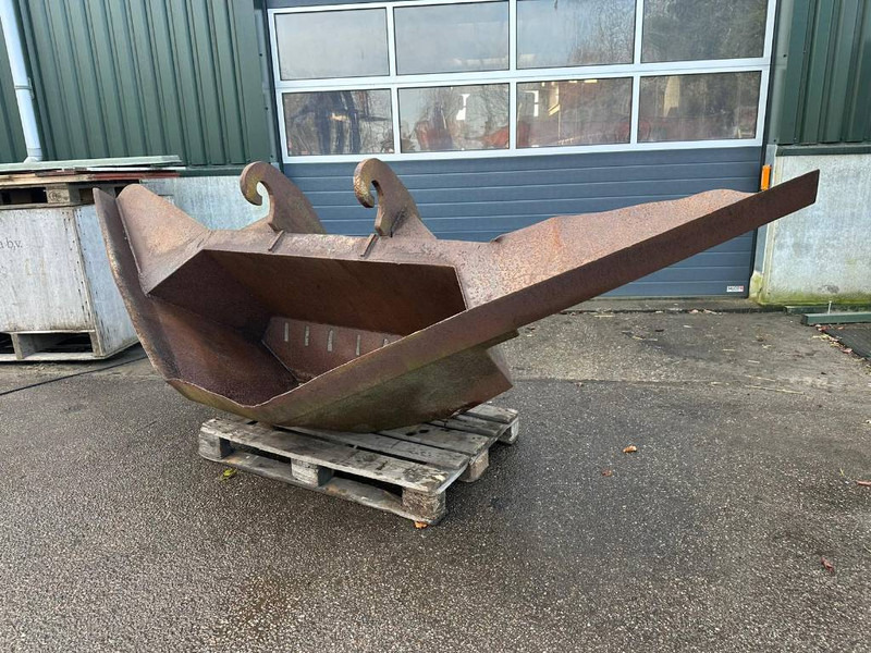 CW30 taludbak / V bucket / vleugelbak / slope buck - Godet pour Engins de chantier: photos 3 CW30 taludbak / V bucket / vleugelbak / slope buck - Godet pour Engins de chantier: photos 3