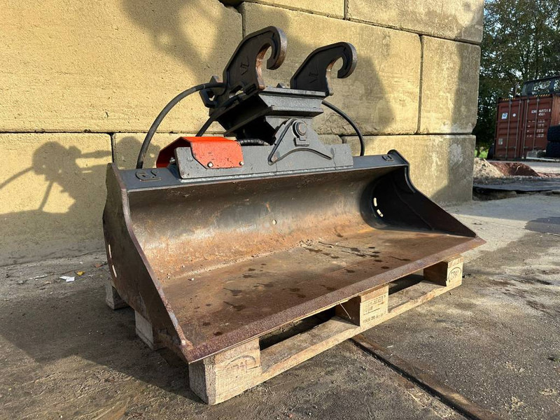 Cangini Benne CW10 2019 tiltbucket kantelbak schwenklöffel almos - Godet pour Engins de chantier: photos 1 Cangini Benne CW10 2019 tiltbucket kantelbak schwenklöffel almos - Godet pour Engins de chantier: photos 1