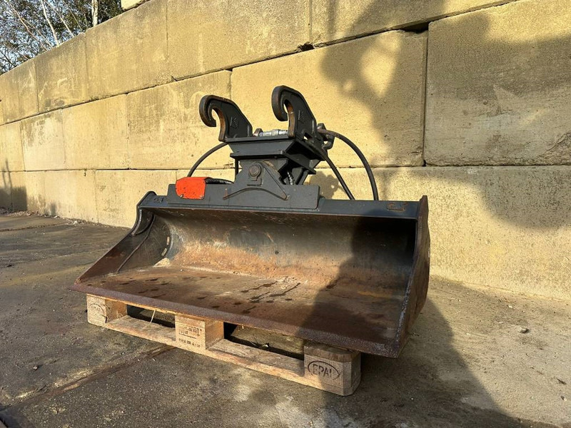 Cangini Benne CW10 2019 tiltbucket kantelbak schwenklöffel almos - Godet pour Engins de chantier: photos 3 Cangini Benne CW10 2019 tiltbucket kantelbak schwenklöffel almos - Godet pour Engins de chantier: photos 3