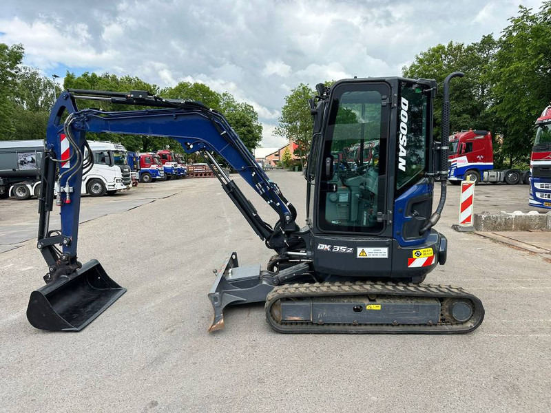 Doosan DX 35 Z - Like new! - Mini pelle: photos 1 Doosan DX 35 Z - Like new! - Mini pelle: photos 1