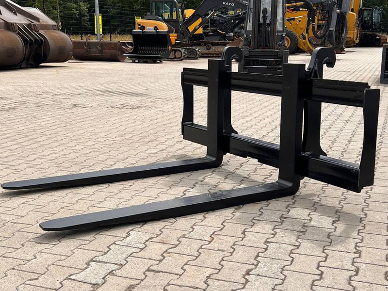 Volvo L60 / 70 / 90 / 110 8 tons Palletforks Palletvorke - Fourches pour Engins de chantier: photos 2 Volvo L60 / 70 / 90 / 110 8 tons Palletforks Palletvorke - Fourches pour Engins de chantier: photos 2