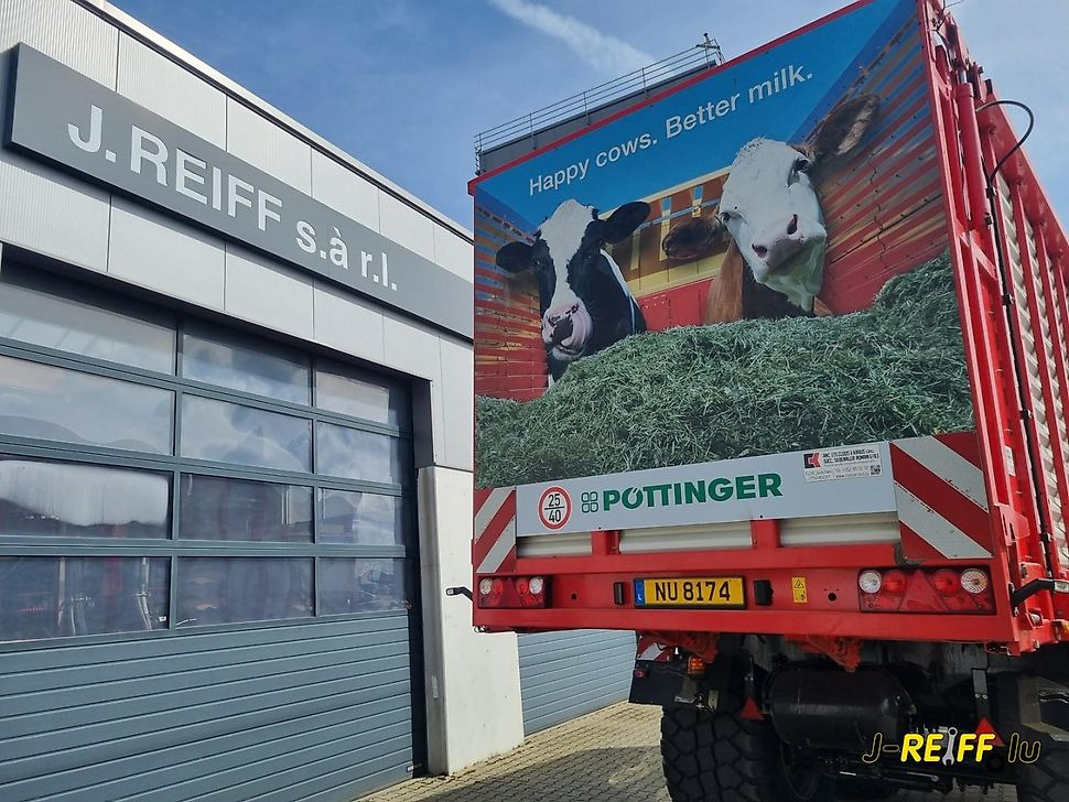 J.Reiff Sarl
Herr Stefan Neukirch - 77 Z.I in den - Autochargeuse: photos 3 J.Reiff Sarl
Herr Stefan Neukirch - 77 Z.I in den - Autochargeuse: photos 3