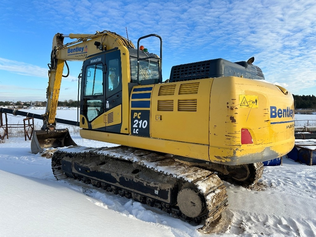 Komatsu PC 210 LC-11 - Pelle sur chenille: photos 1 Komatsu PC 210 LC-11 - Pelle sur chenille: photos 1