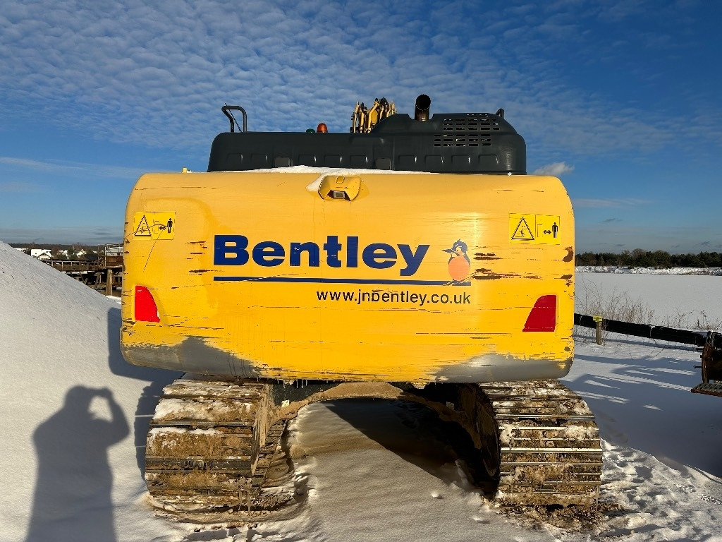 Komatsu PC 210 LC-11 - Pelle sur chenille: photos 2 Komatsu PC 210 LC-11 - Pelle sur chenille: photos 2