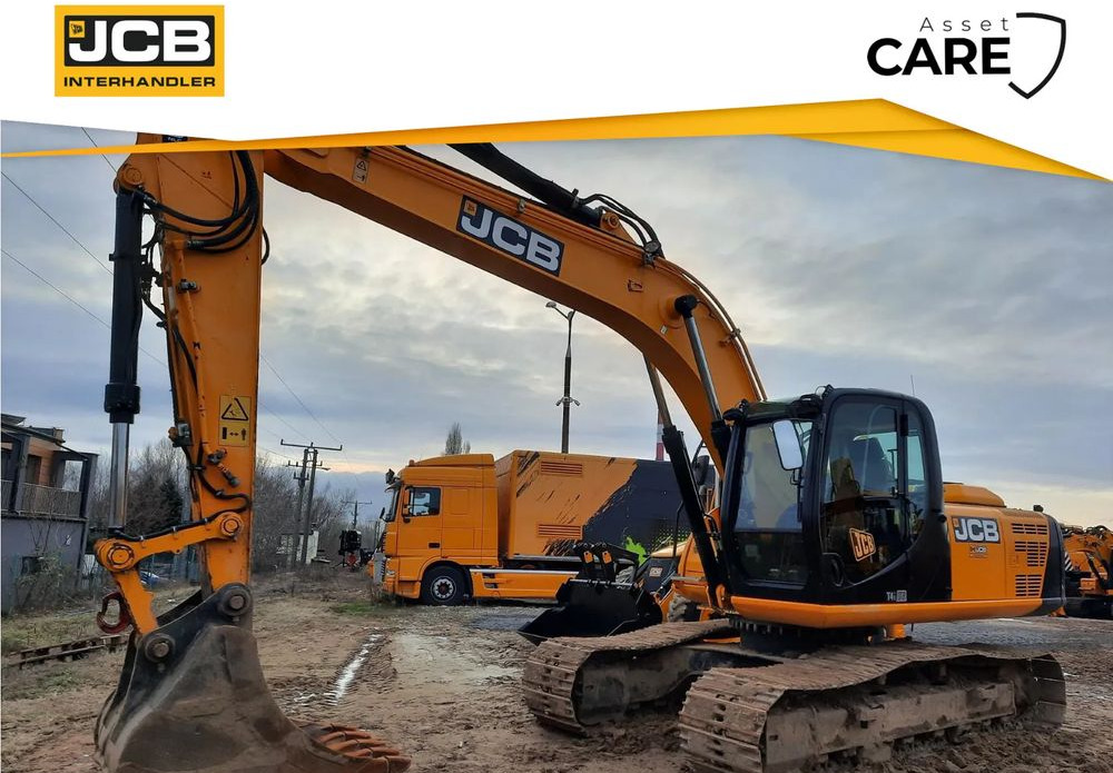 JCB JS 220 - Pelle sur chenille: photos 1 JCB JS 220 - Pelle sur chenille: photos 1