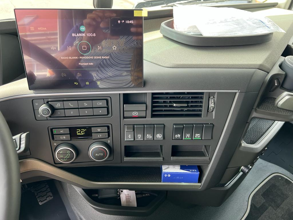 Tracteur routier neuf VOLVO FH 500 / Leather/ VEB+/ Air/ 2 tanks/ i-Parkcool/: photos 8 Tracteur routier neuf VOLVO FH 500 / Leather/ VEB+/ Air/ 2 tanks/ i-Parkcool/: photos 8