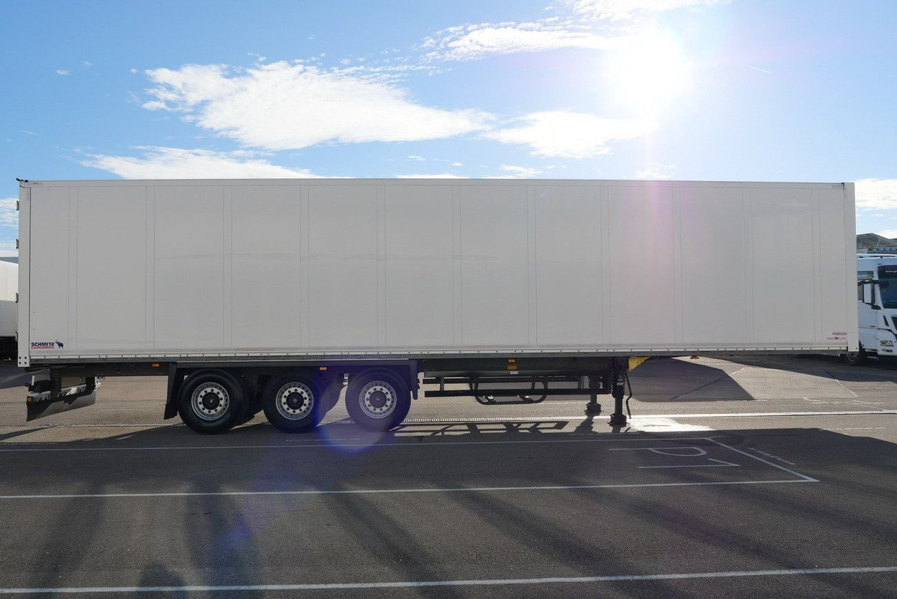 Schmitz Cargobull SKO 24/DOPPELSTOCK / ZURRLEISTE / LASI 12642 XL - Semi-remorque fourgon: photos 5 Schmitz Cargobull SKO 24/DOPPELSTOCK / ZURRLEISTE / LASI 12642 XL - Semi-remorque fourgon: photos 5