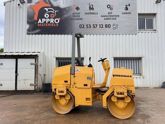 JCB VIBROMAX W255 2 BILLES - Rouleau compresseur: photos 1 JCB VIBROMAX W255 2 BILLES - Rouleau compresseur: photos 1