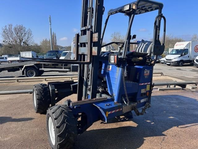 MOFFET M8-25.4 3X3X3 M8-25.4 MULTIDIRECTIONNEL - Chariot embarqué: photos 1 MOFFET M8-25.4 3X3X3 M8-25.4 MULTIDIRECTIONNEL - Chariot embarqué: photos 1