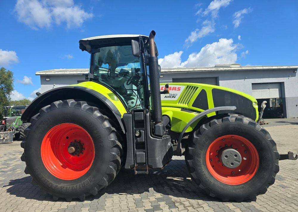 Claas Axion 940 Cmatic - Tracteur agricole: photos 5 Claas Axion 940 Cmatic - Tracteur agricole: photos 5
