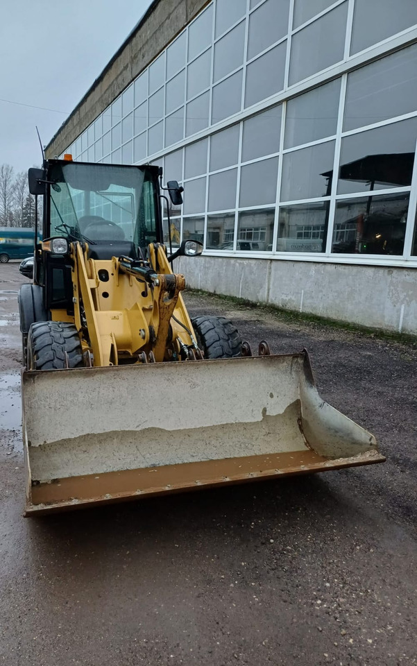 CATERPILLAR 906M - Tractopelle: photos 5 CATERPILLAR 906M - Tractopelle: photos 5