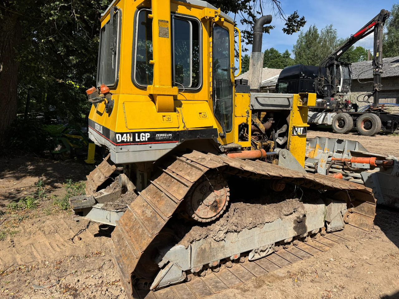 CATERPILLAR D4H LGP - Bulldozer: photos 3 CATERPILLAR D4H LGP - Bulldozer: photos 3