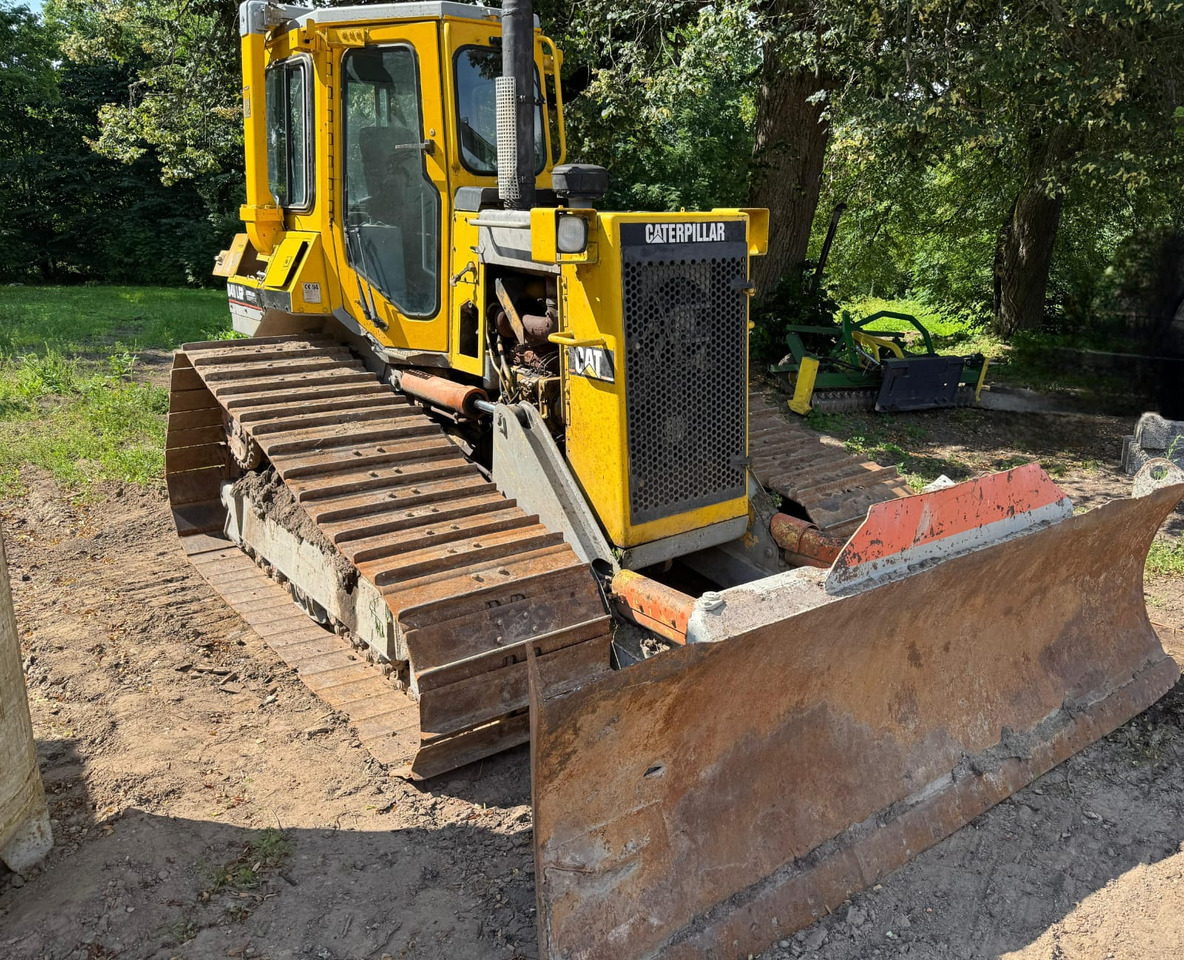 CATERPILLAR D4H LGP - Bulldozer: photos 2 CATERPILLAR D4H LGP - Bulldozer: photos 2