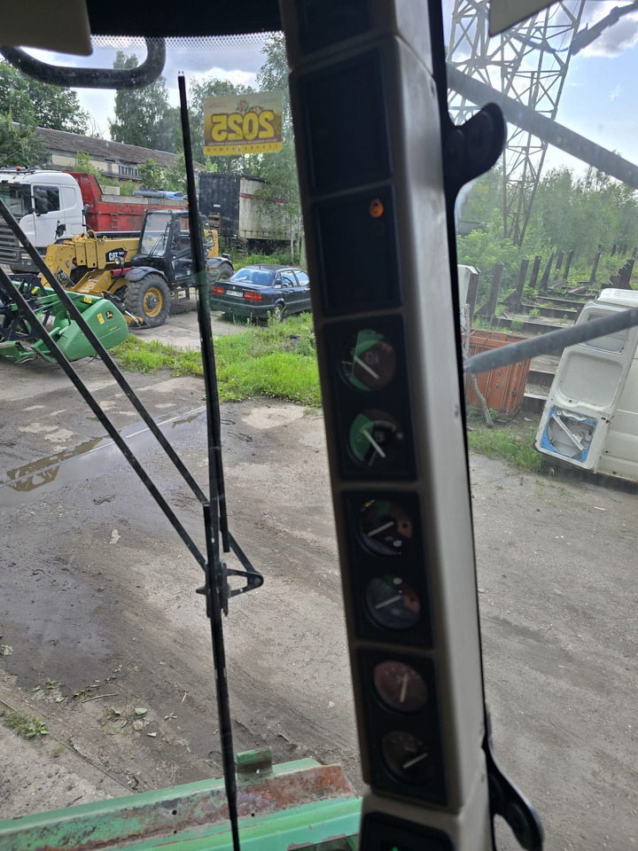 Moissonneuse-batteuse JOHN DEERE 1450 CWS: photos 19 Moissonneuse-batteuse JOHN DEERE 1450 CWS: photos 19