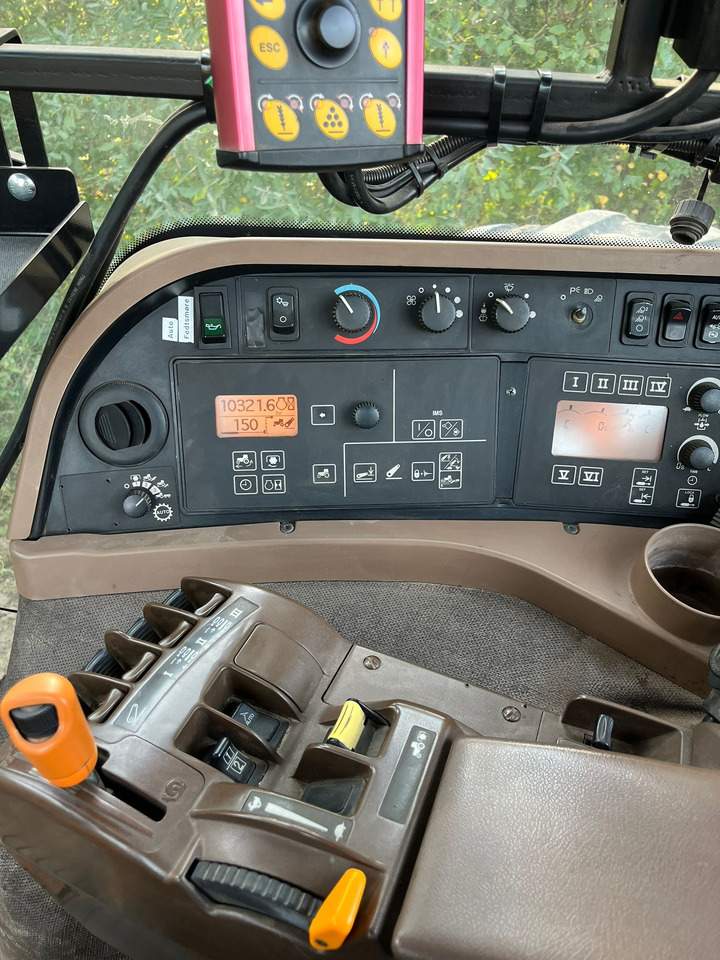 Tracteur agricole John Deere 8530: photos 6
