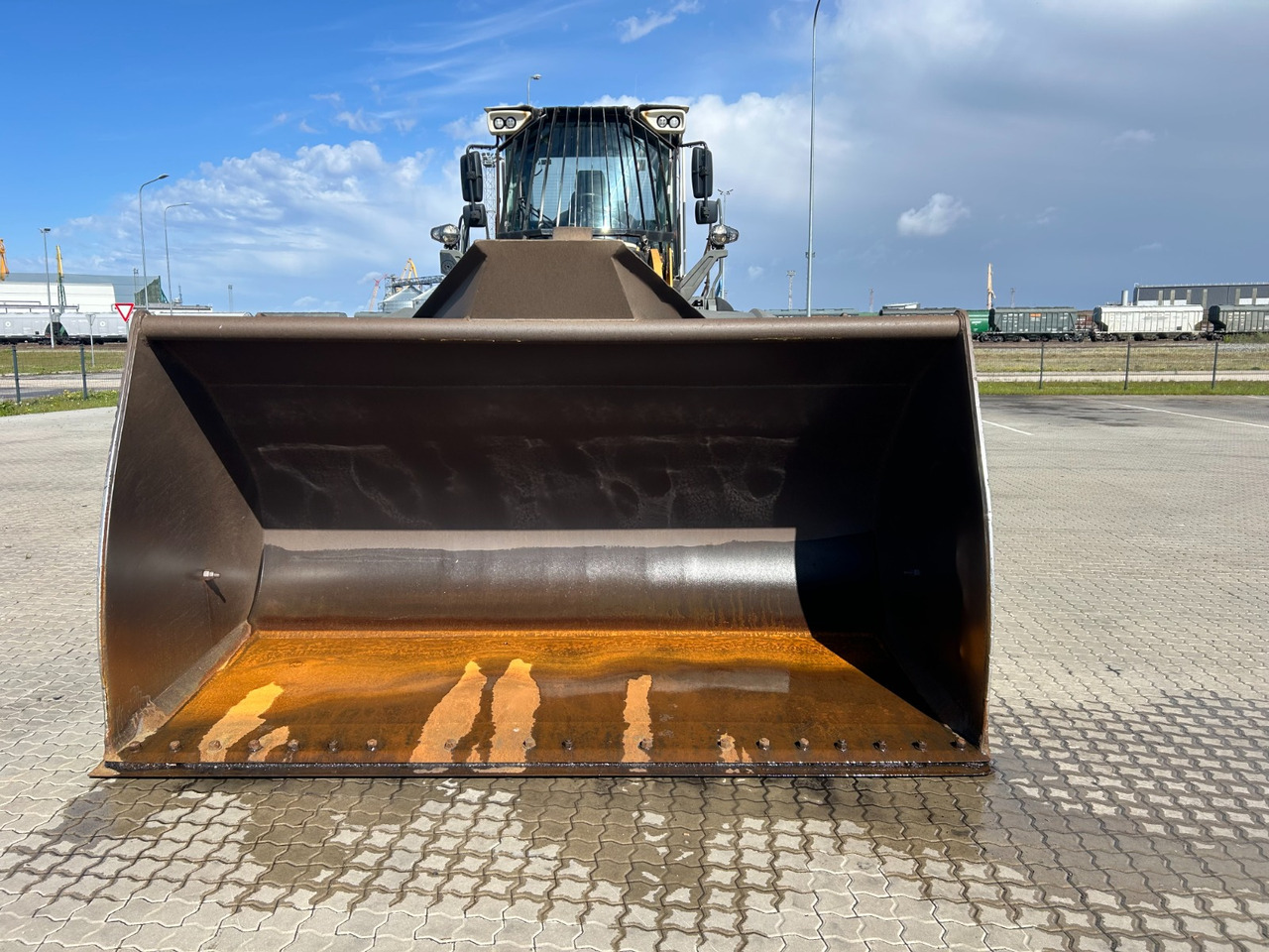 LIEBHERR L576 - Chargeuse sur pneus: photos 4 LIEBHERR L576 - Chargeuse sur pneus: photos 4