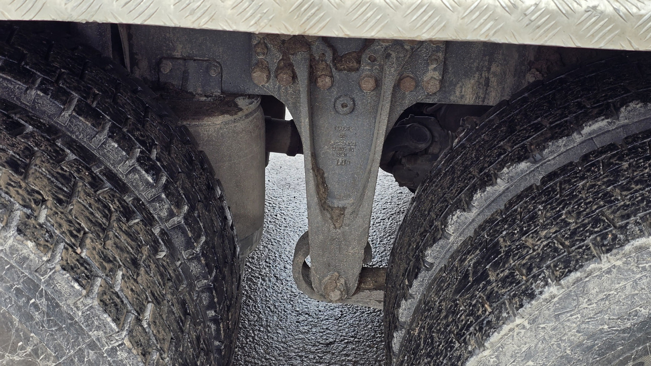 Camion grumier, Camion grue pour transport de bois SCANIA R450: photos 9 Camion grumier, Camion grue pour transport de bois SCANIA R450: photos 9