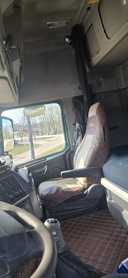 VOLVO FH 460 - Camion grumier: photos 5 VOLVO FH 460 - Camion grumier: photos 5