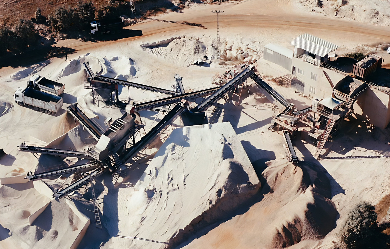 Crushing and Screening Plant | Ready in Stock - Concasseur: photos 1 Crushing and Screening Plant | Ready in Stock - Concasseur: photos 1