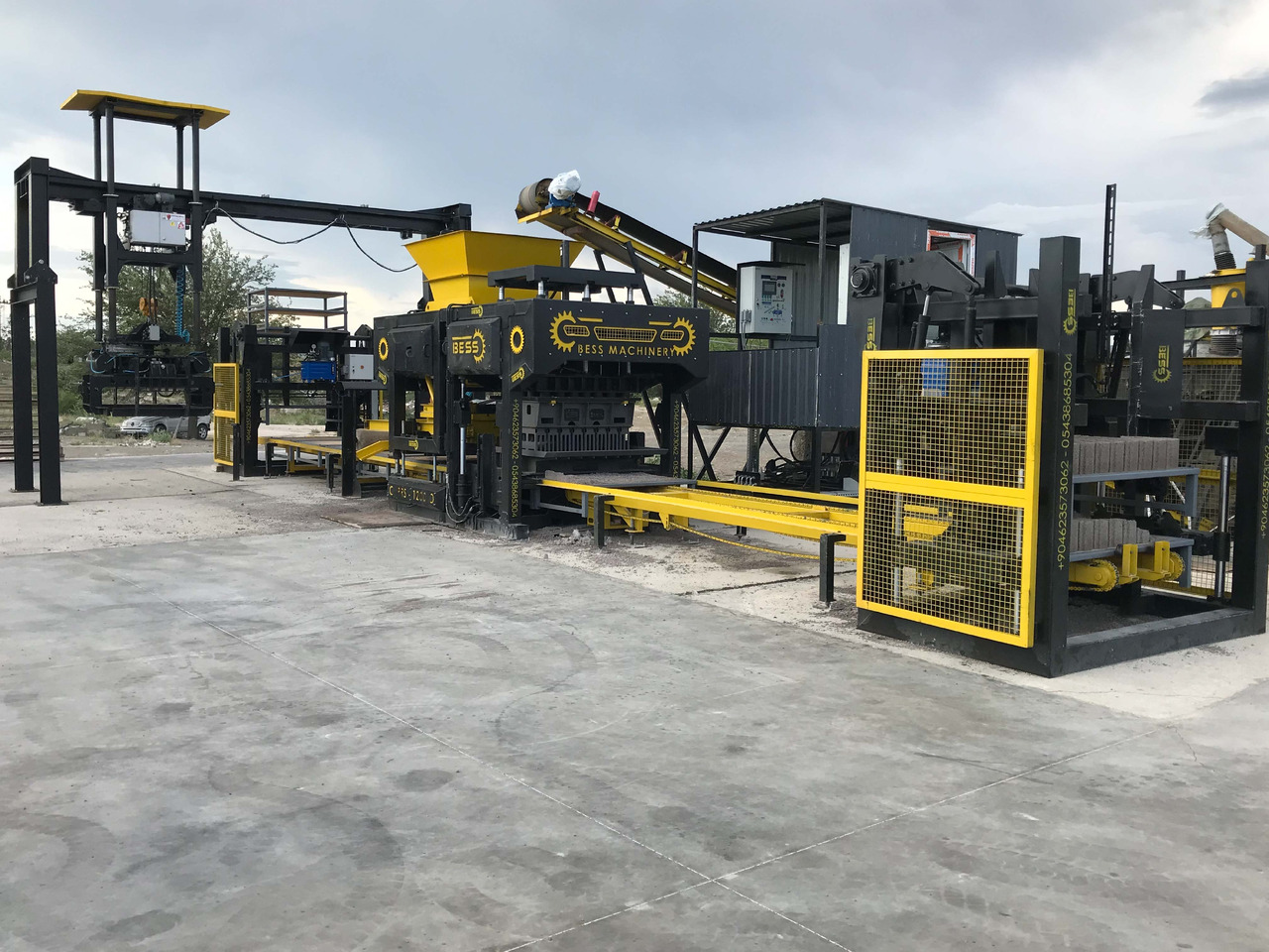 Hollow Block Making Machine | PRS-1200 Full Automatic - Pondeuse à parpaing: photos 3 Hollow Block Making Machine | PRS-1200 Full Automatic - Pondeuse à parpaing: photos 3