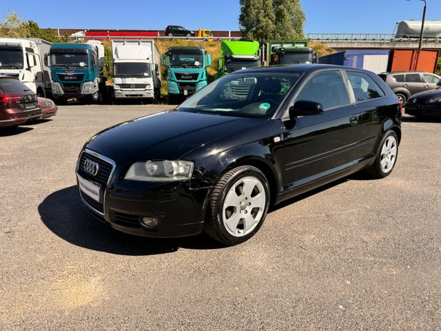 Audi A3 2.0 FSI Ambition S3 nur Export!! - Voiture: photos 3 Audi A3 2.0 FSI Ambition S3 nur Export!! - Voiture: photos 3