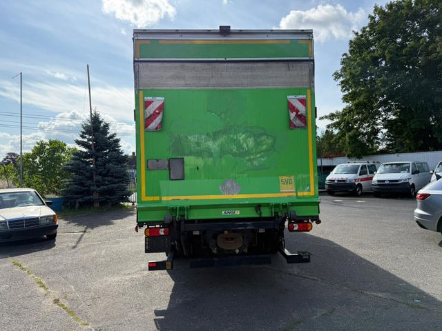 DAF LF 290 - Camion à rideaux coulissants: photos 4 DAF LF 290 - Camion à rideaux coulissants: photos 4