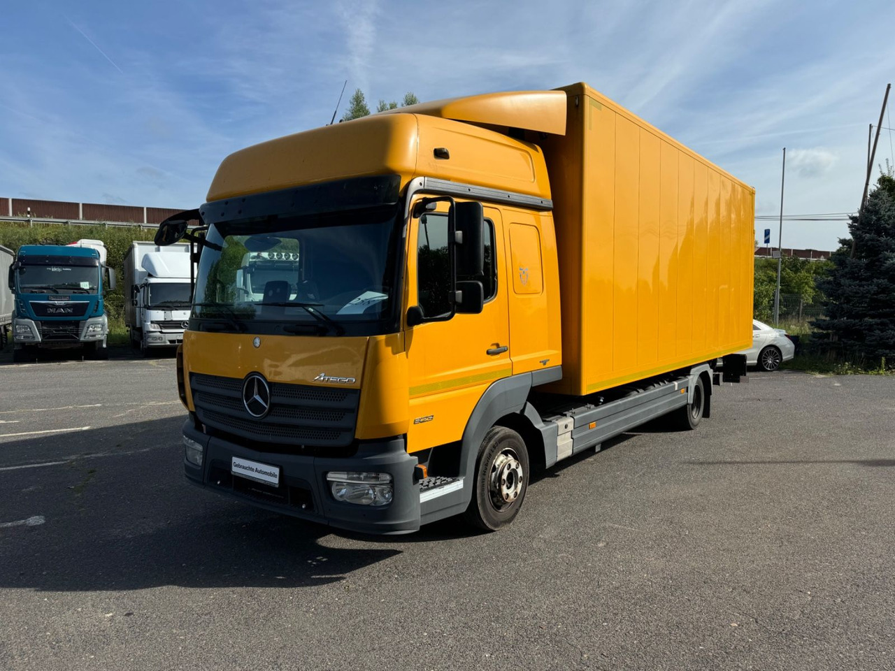 Mercedes-Benz Atego 823 Klima Tempomat - Lbw - Schlafplatz - Camion fourgon: photos 3 Mercedes-Benz Atego 823 Klima Tempomat - Lbw - Schlafplatz - Camion fourgon: photos 3