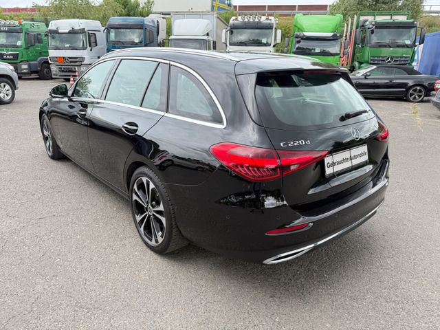 Mercedes-Benz C 220 T d - Voiture break: photos 5 Mercedes-Benz C 220 T d - Voiture break: photos 5