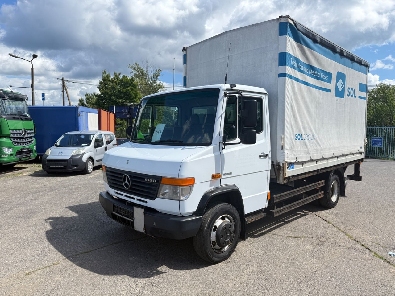Mercedes-Benz Vario FG 816 D OM 904 LA - Camion à rideaux coulissants: photos 3 Mercedes-Benz Vario FG 816 D OM 904 LA - Camion à rideaux coulissants: photos 3