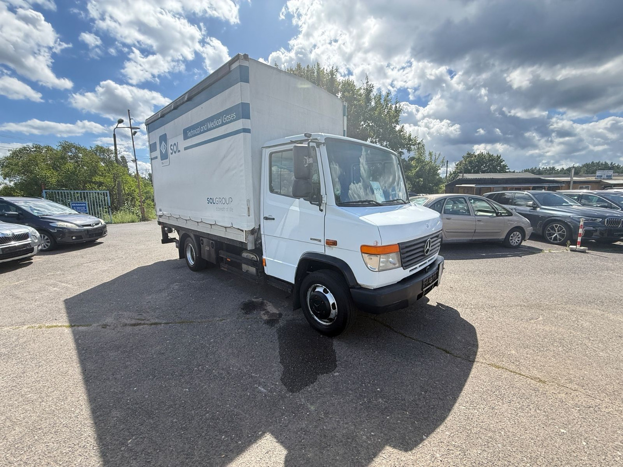Mercedes-Benz Vario FG 816 D OM 904 LA - Camion à rideaux coulissants: photos 2 Mercedes-Benz Vario FG 816 D OM 904 LA - Camion à rideaux coulissants: photos 2