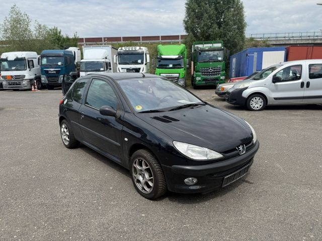 Peugeot 206 1.4 HDi - Berline: photos 2 Peugeot 206 1.4 HDi - Berline: photos 2