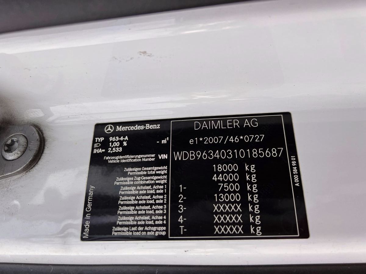 Tracteur routier Mercedes-Benz Actros 1845: photos 15 Tracteur routier Mercedes-Benz Actros 1845: photos 15