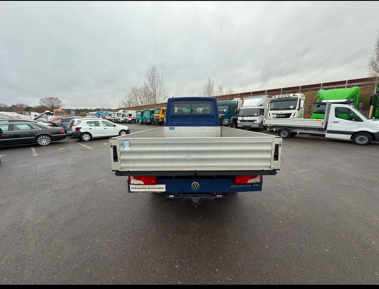 Volkswagen Crafter Pritsche 35 lang L3 Doppelkabine - Fourgon plateau: photos 5 Volkswagen Crafter Pritsche 35 lang L3 Doppelkabine - Fourgon plateau: photos 5