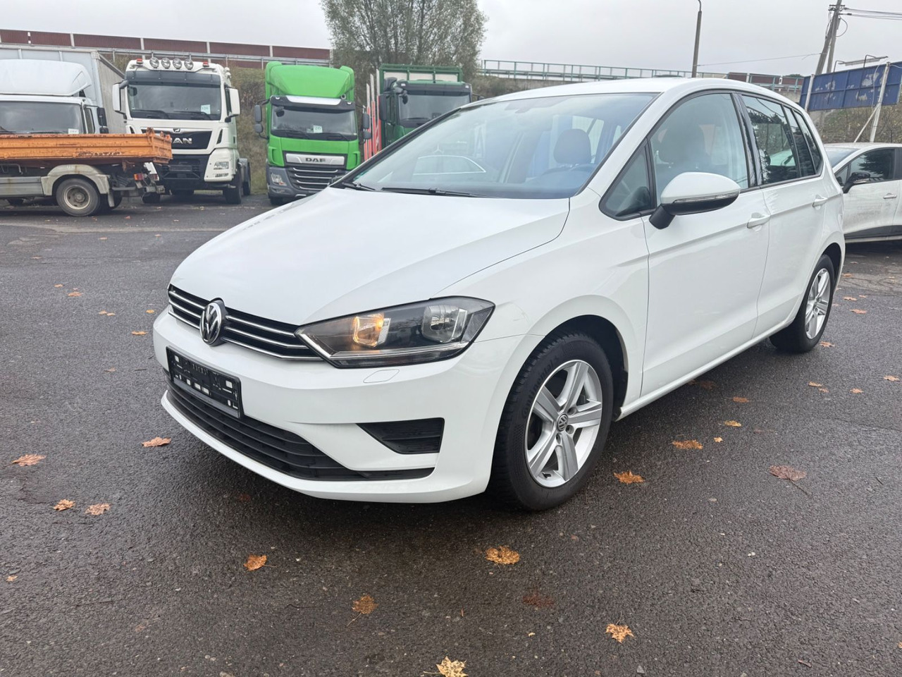 Volkswagen Golf Sportsvan VII Trendline - Berline: photos 3 Volkswagen Golf Sportsvan VII Trendline - Berline: photos 3