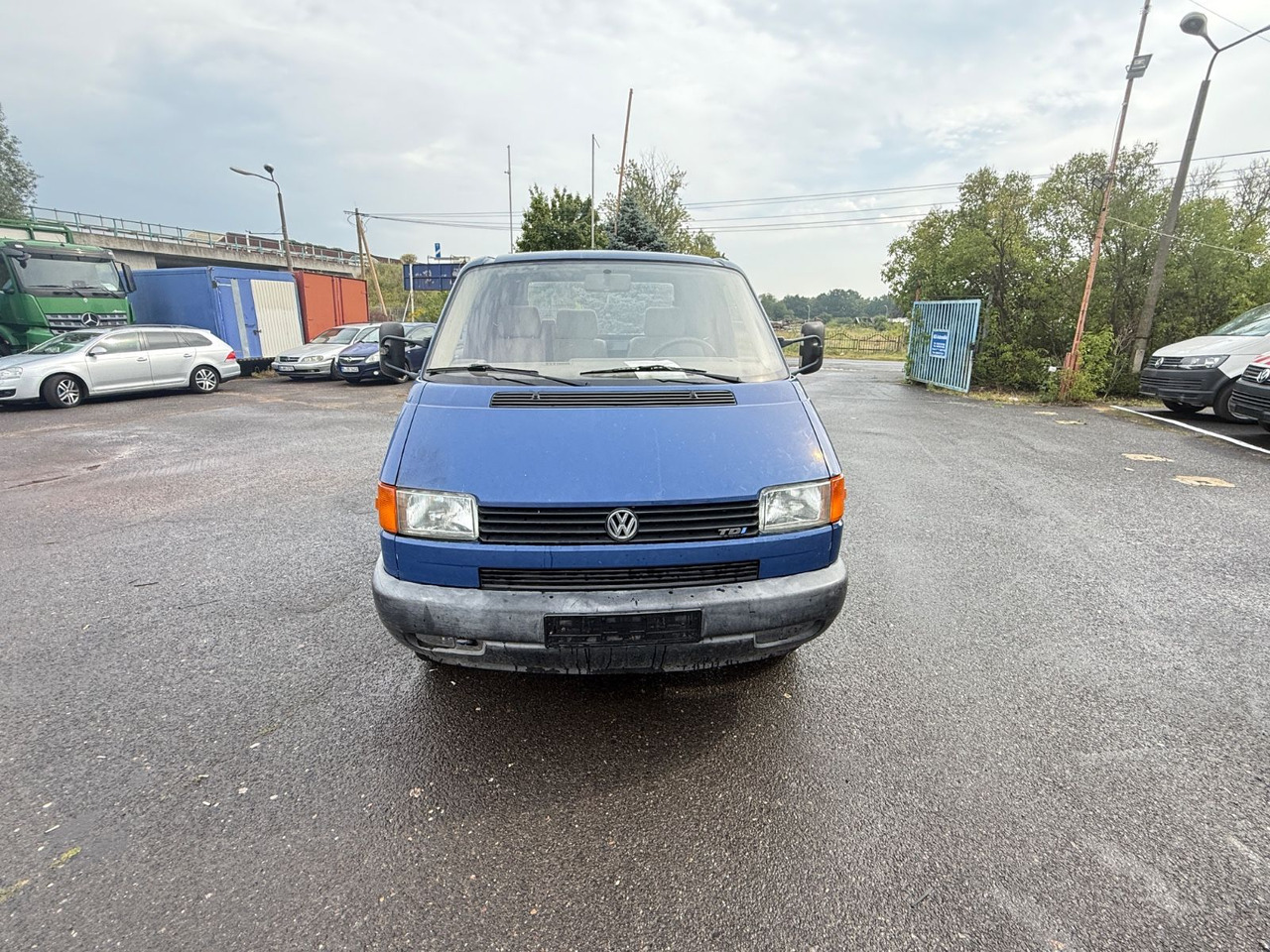 Volkswagen T4 2.5 TDI - Fourgon plateau: photos 1 Volkswagen T4 2.5 TDI - Fourgon plateau: photos 1