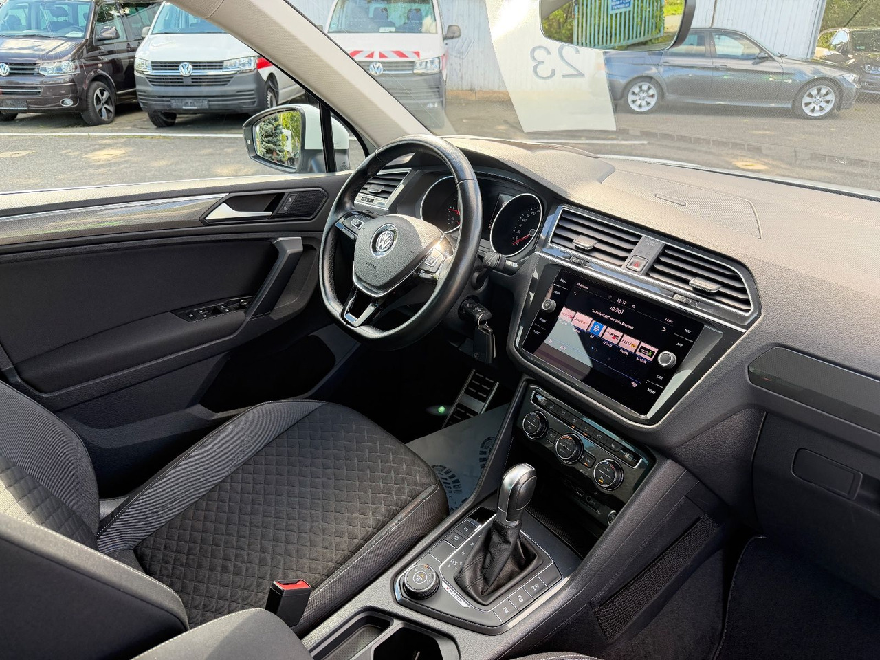 SUV Volkswagen Tiguan Join Start-Stopp 4Motion: photos 9