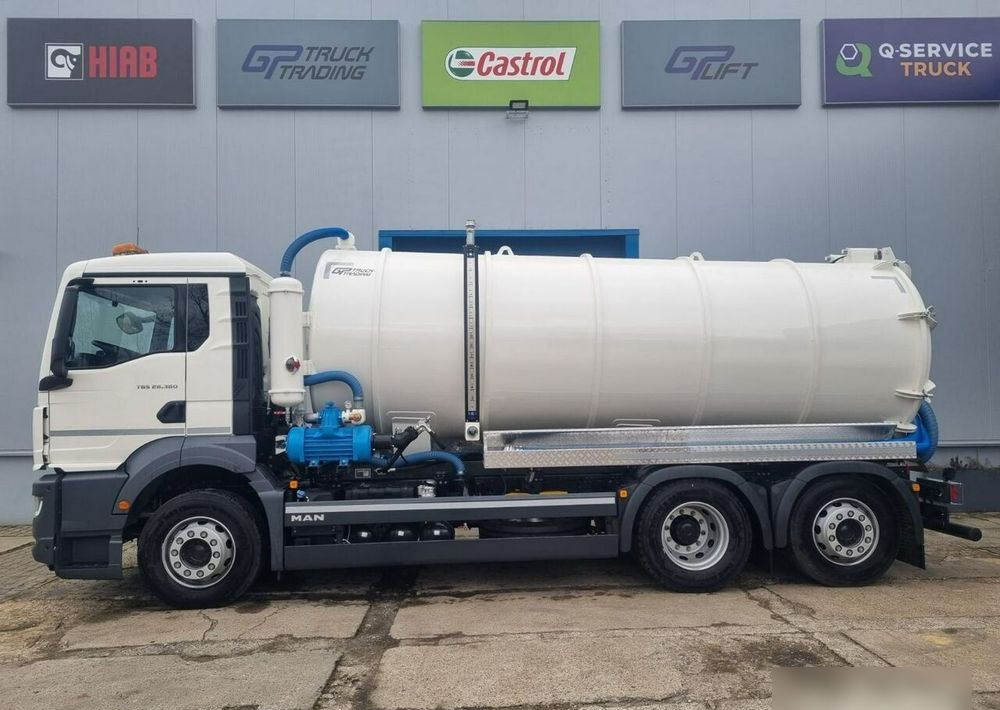 MAN TGS 26.330 - Camion hydrocureur: photos 3 MAN TGS 26.330 - Camion hydrocureur: photos 3