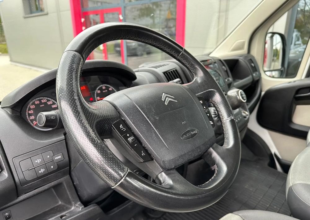 Remorqueuse Citroën Jumper: photos 15