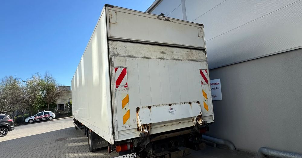 MAN TGL 12.250 4x2BL - Camion fourgon: photos 4 MAN TGL 12.250 4x2BL - Camion fourgon: photos 4