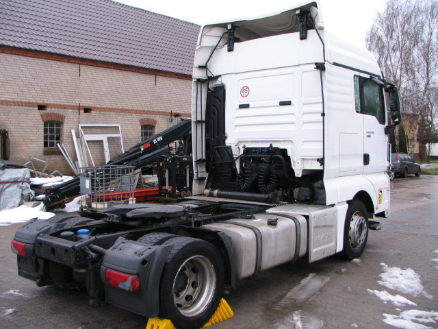 MAN TGX 18.480 / LOW DECK / ENGINE DAMAGE. - Tracteur routier: photos 3 MAN TGX 18.480 / LOW DECK / ENGINE DAMAGE. - Tracteur routier: photos 3