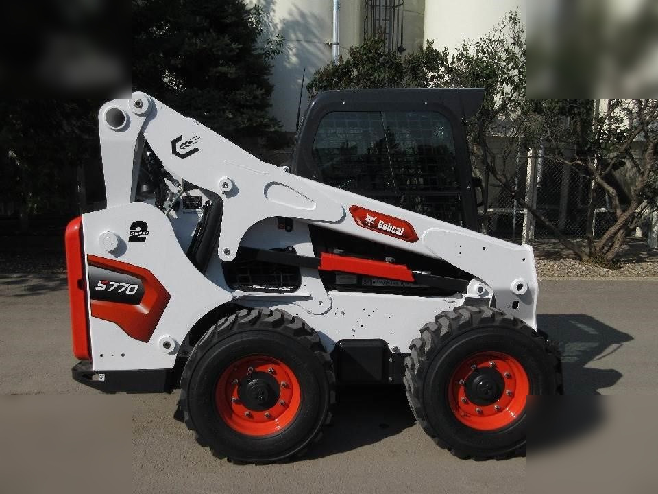 BOBCAT S770 - Mini chargeuse: photos 3 BOBCAT S770 - Mini chargeuse: photos 3