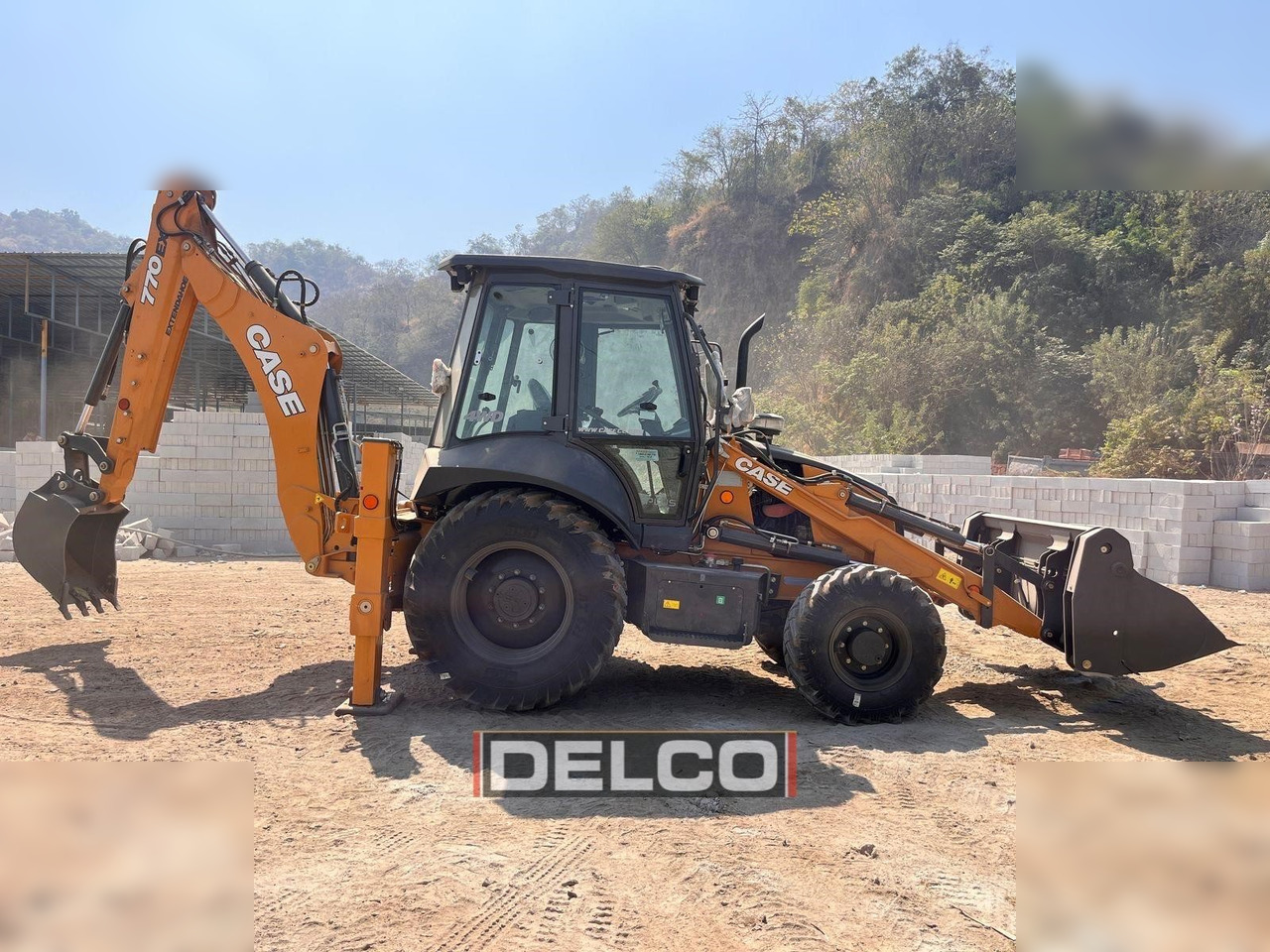 CASE 770EX - Tractopelle: photos 3 CASE 770EX - Tractopelle: photos 3