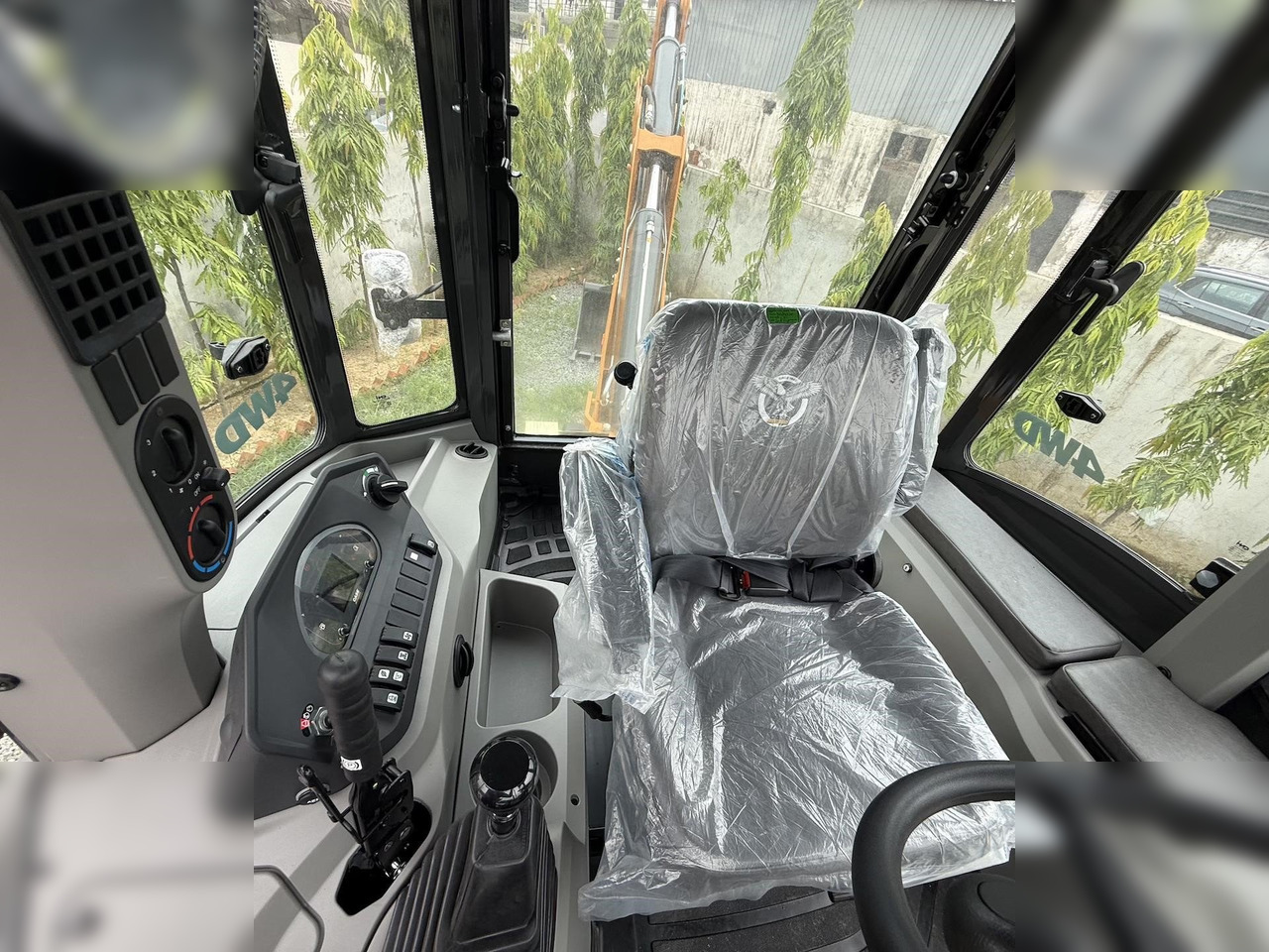 Tractopelle neuf CASE 851NX CP: photos 20 Tractopelle neuf CASE 851NX CP: photos 20